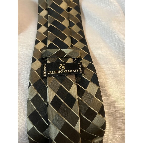2 Mens 100% silk ties - Picture 8 of 9